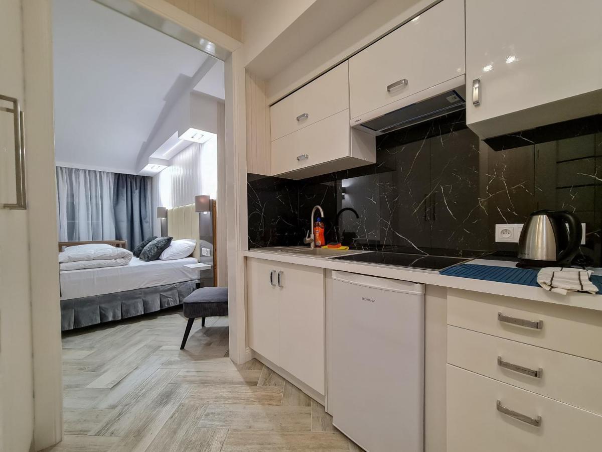 Apartamenty Hayduk Жари Екстер'єр фото
