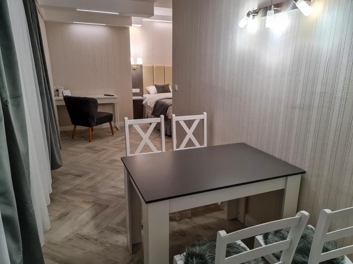 Apartamenty Hayduk Жари Екстер'єр фото