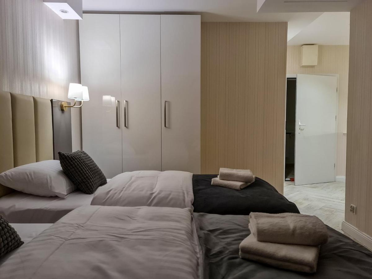 Apartamenty Hayduk Жари Екстер'єр фото