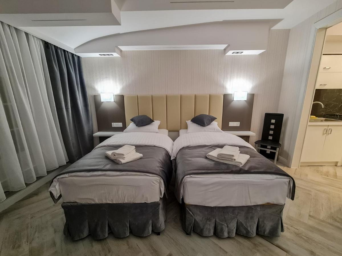 Apartamenty Hayduk Жари Екстер'єр фото