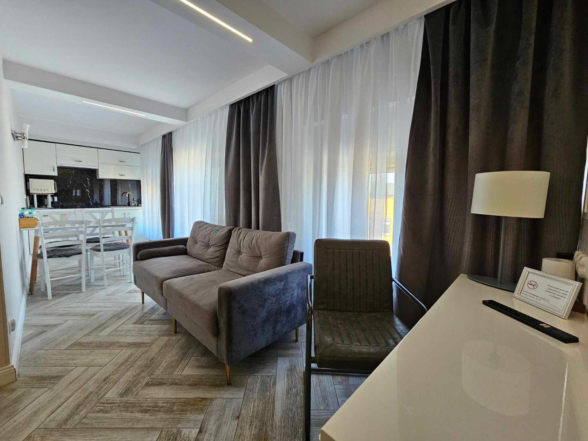 Apartamenty Hayduk Жари Екстер'єр фото